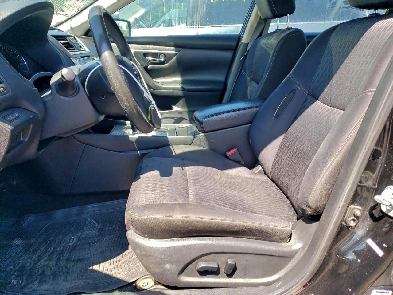 2016 Nissan Altima 2.5 - Фото 7