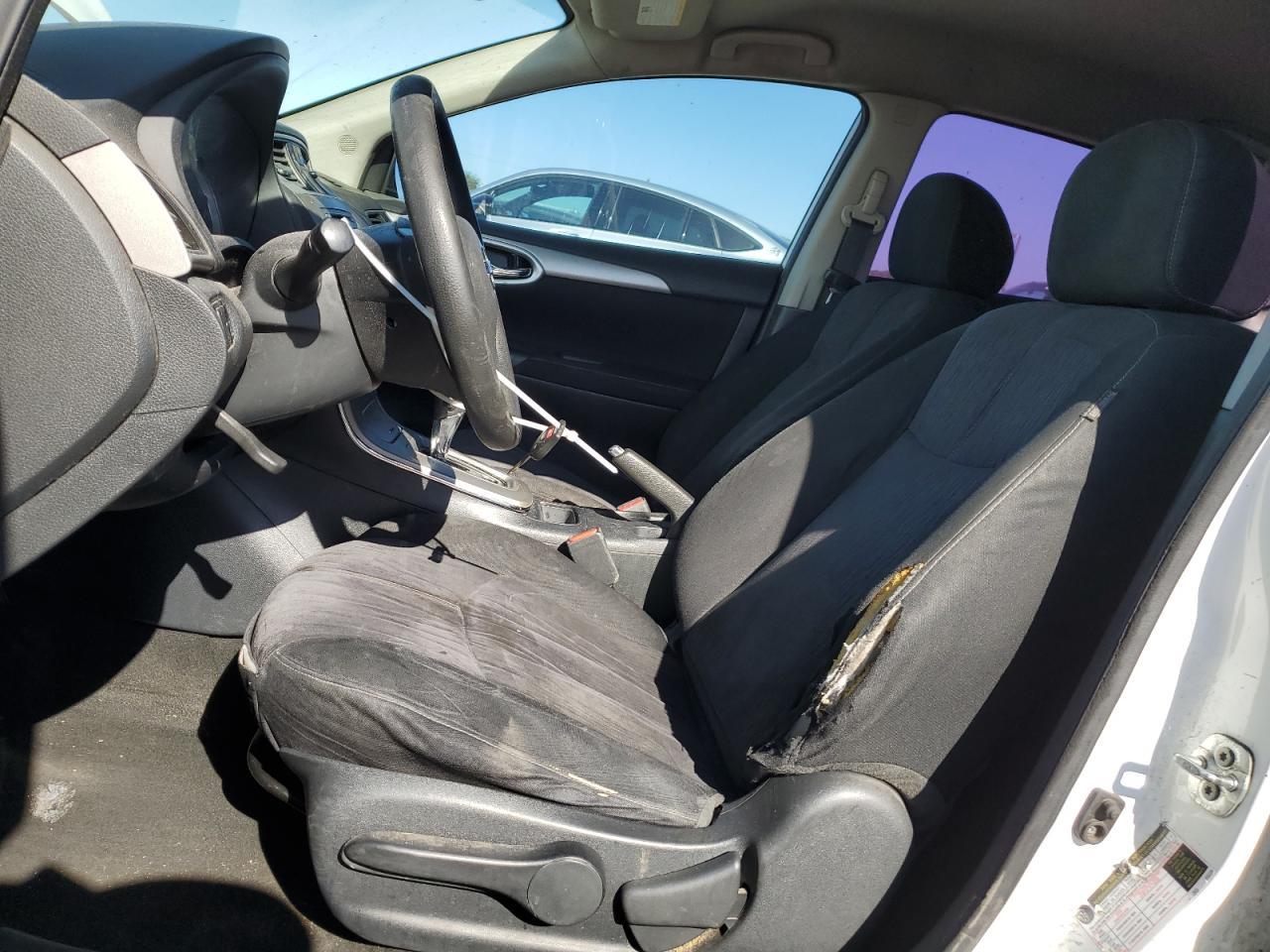 2014 Nissan Sentra S - Image 7