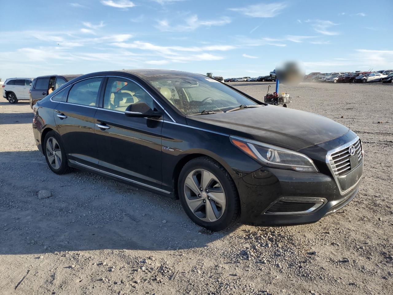 2016 Hyundai Sonata Hybrid - Image 4