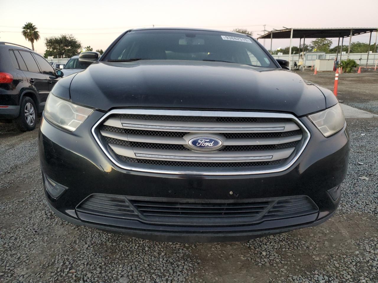 2015 Ford Taurus Sel - Image 5