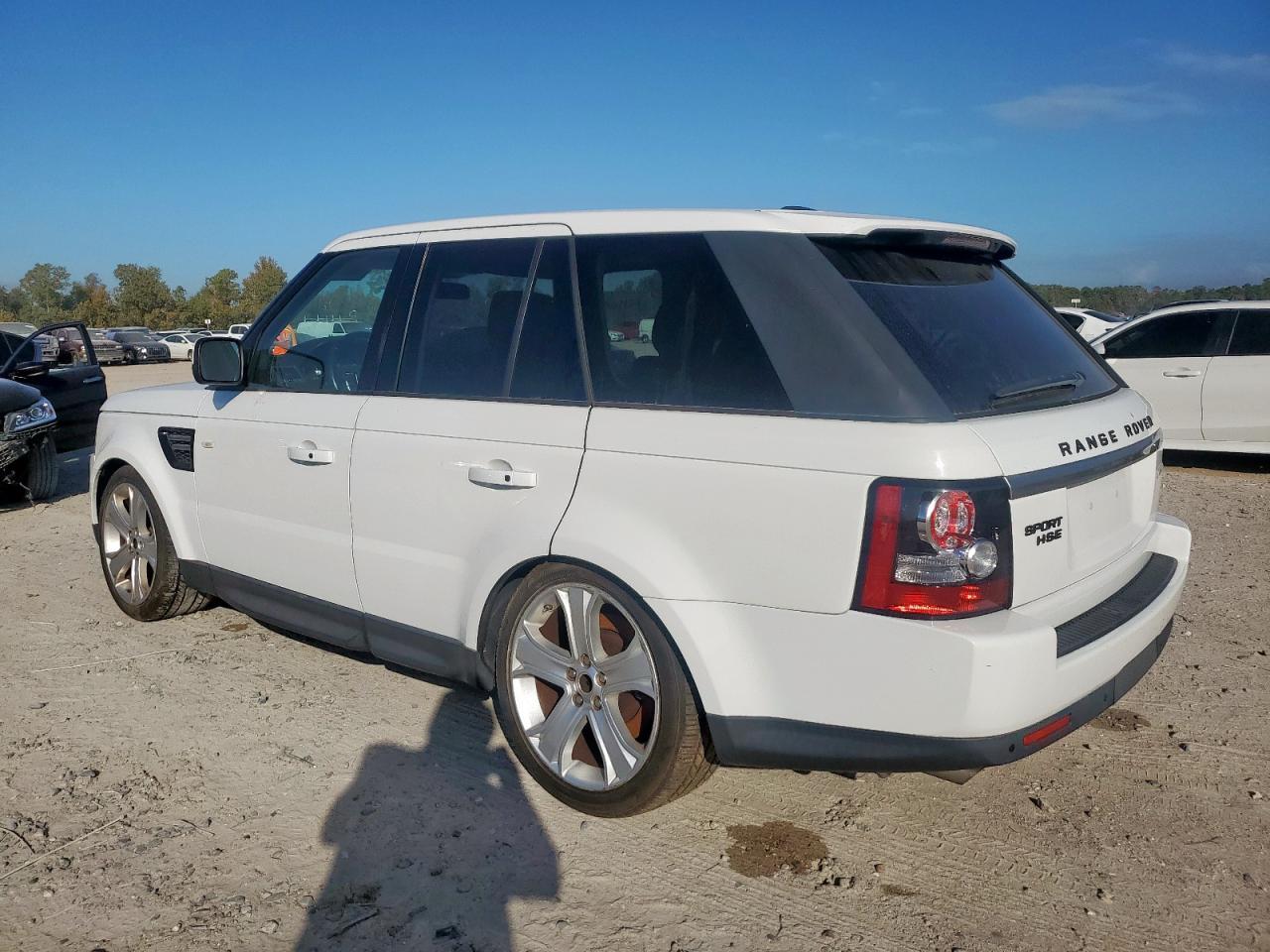 2012 Land Rover Range Rover Sport Hse Luxury - Image 2