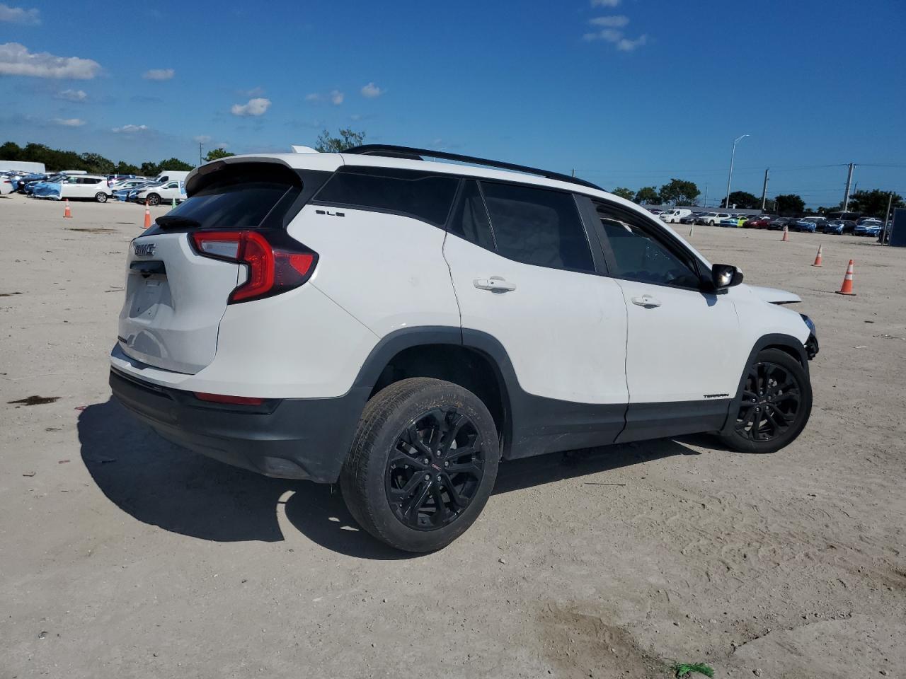 2022 GMC Terrain Sle - Фото 3