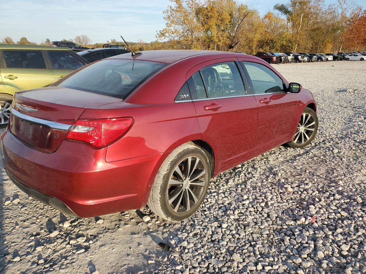 2013 Chrysler 200 Limited - Фото 3