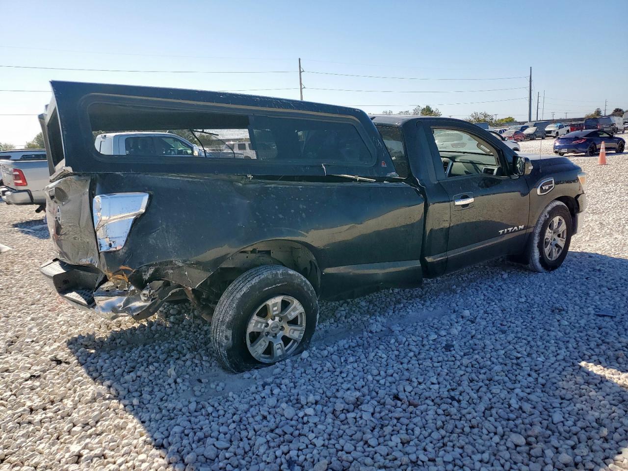 2017 Nissan Titan S - Фото 3
