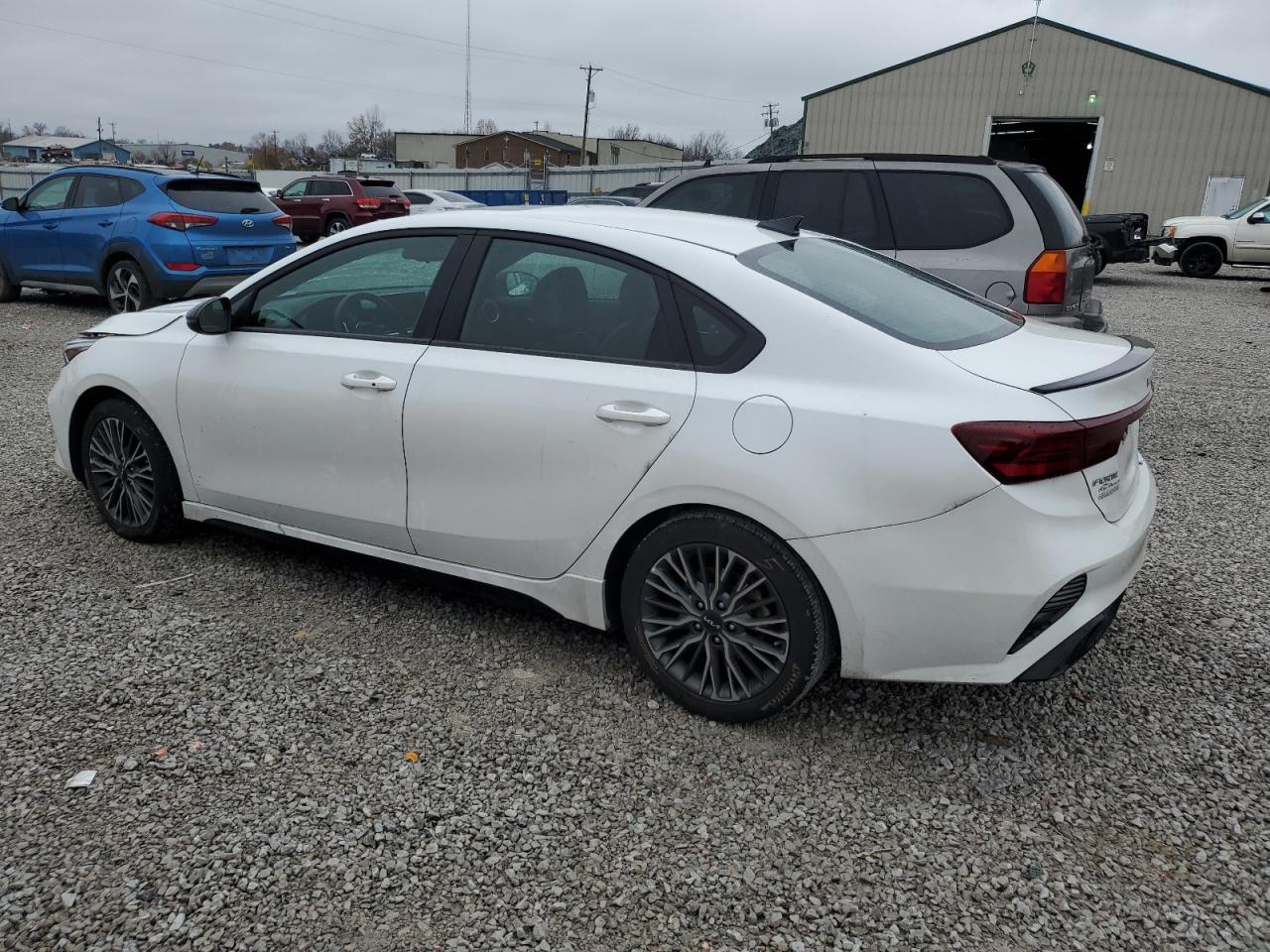 2024 Kia Forte Gt Line - Фото 2