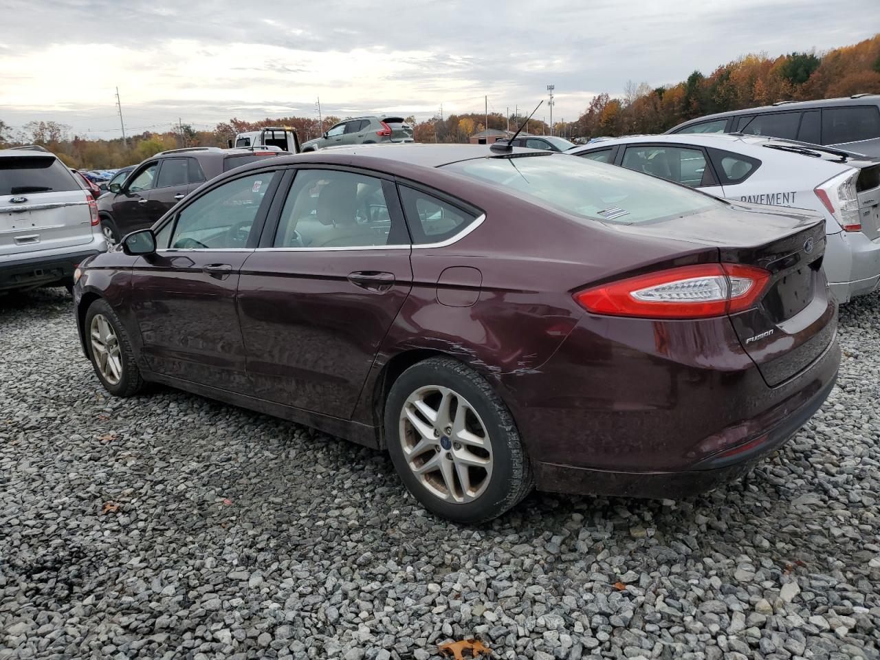 2013 Ford Fusion Se - Image 2