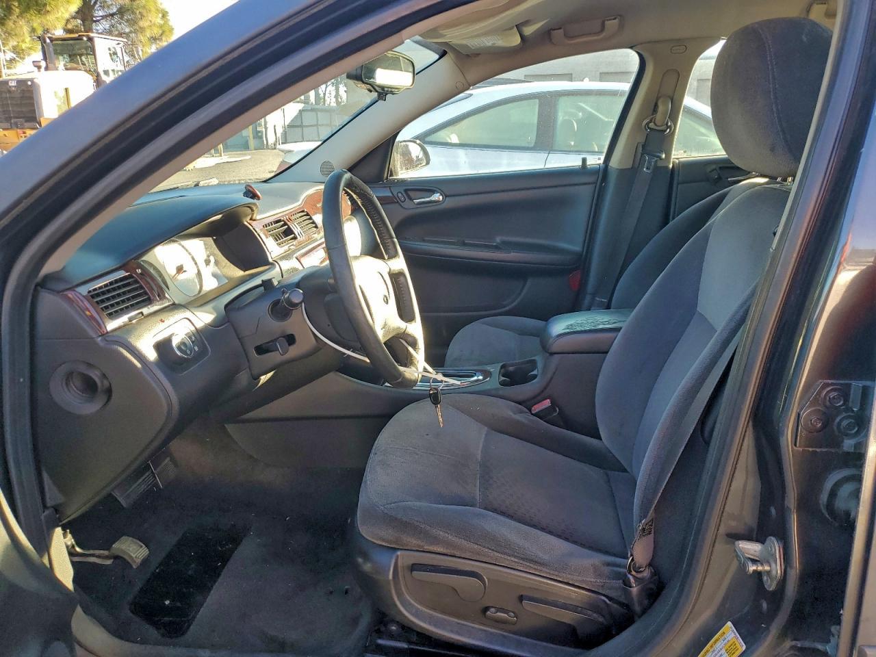 2011 Chevrolet Impala Ls - Фото 7