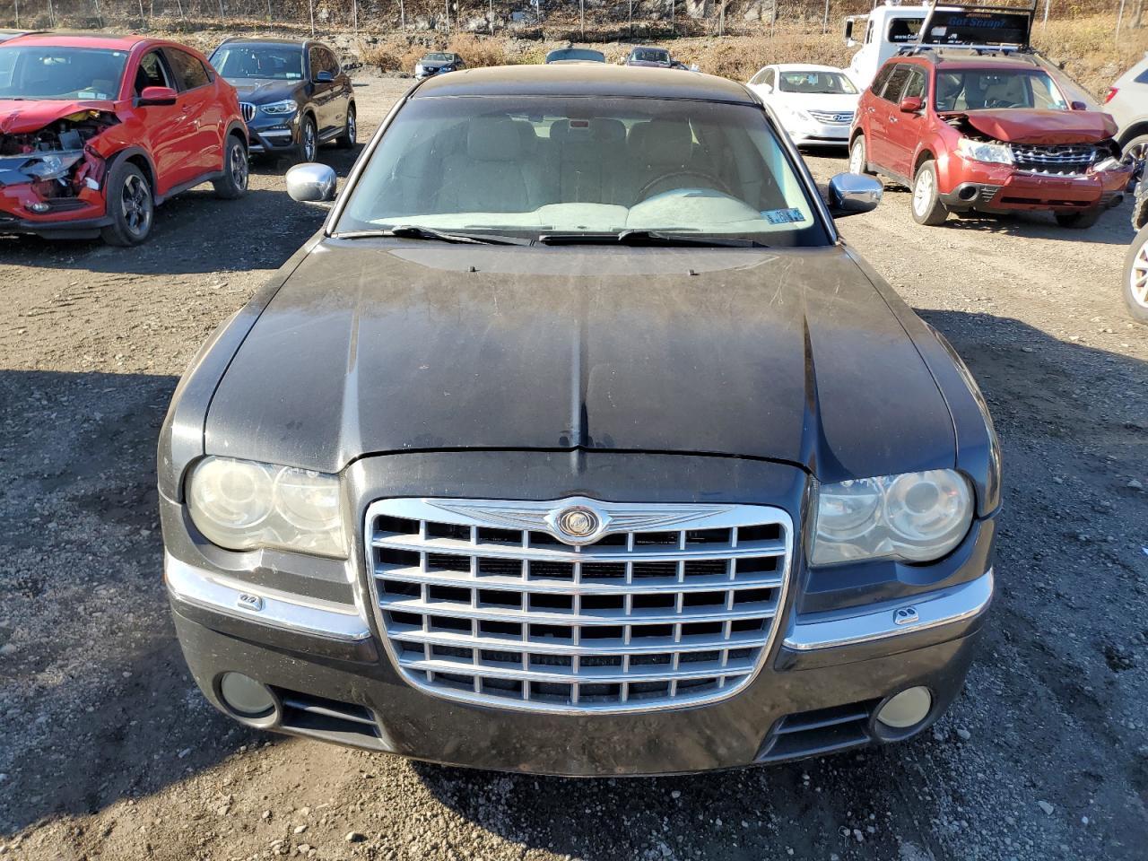 2006 Chrysler 300C - Image 5