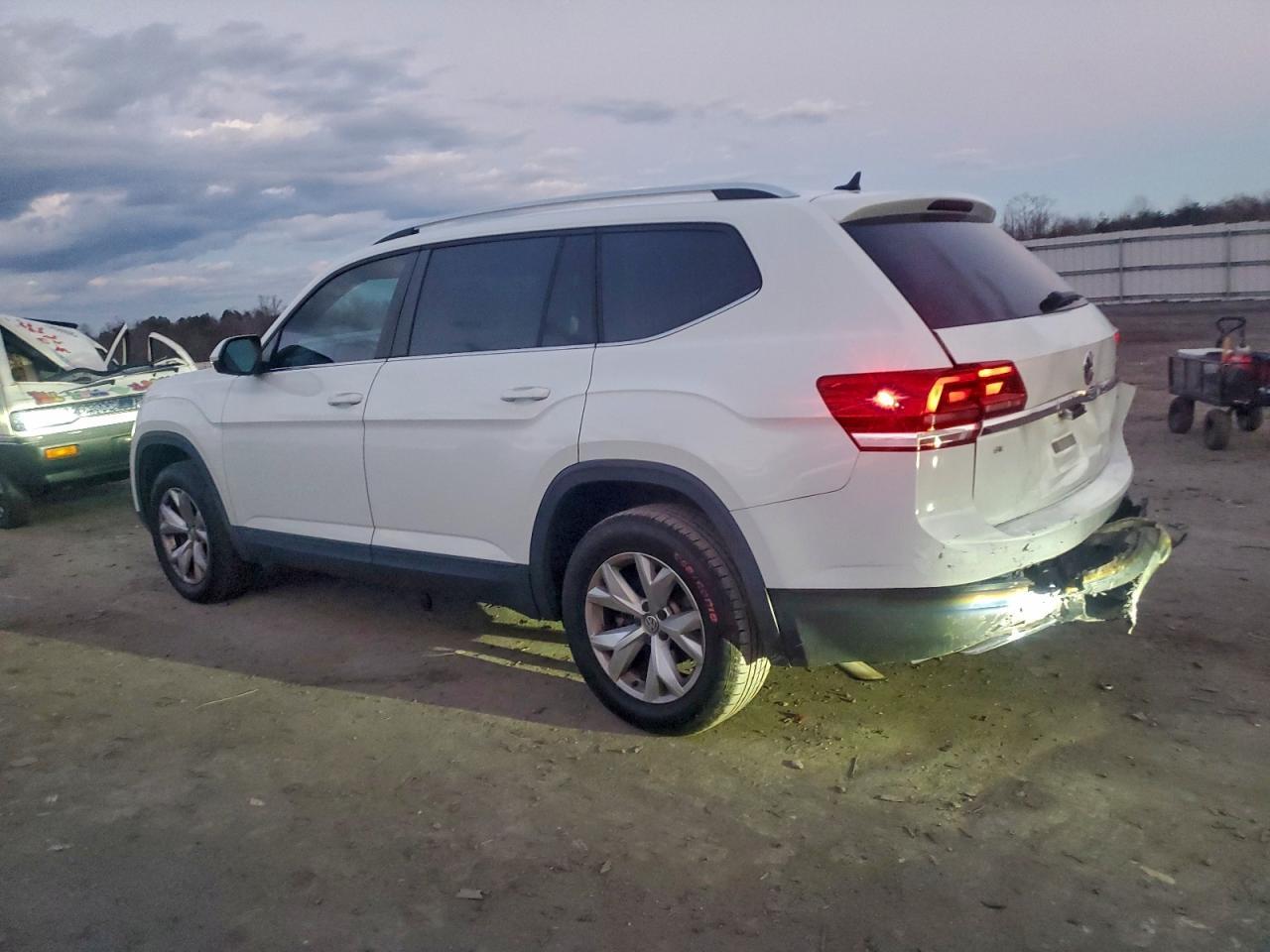 2018 Volkswagen Atlas Se - Фото 2