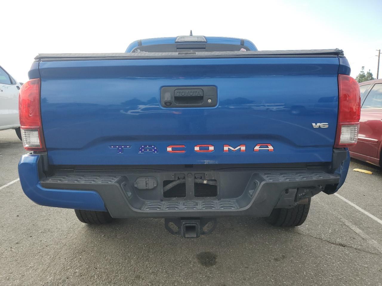 2017 Toyota Tacoma Double Cab - Фото 6