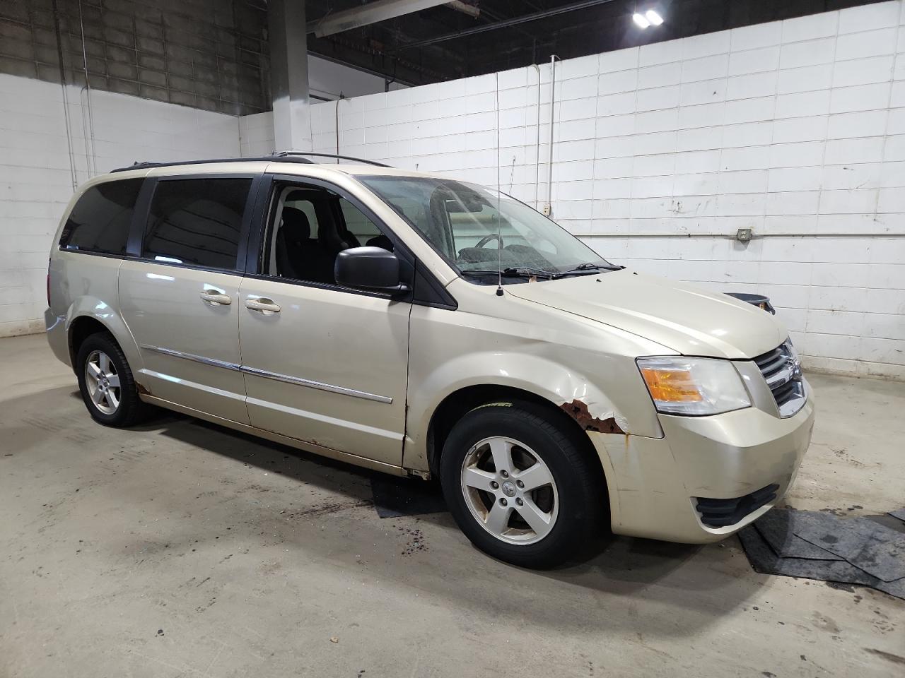 2010 Dodge Grand Caravan Sxt - Image 4