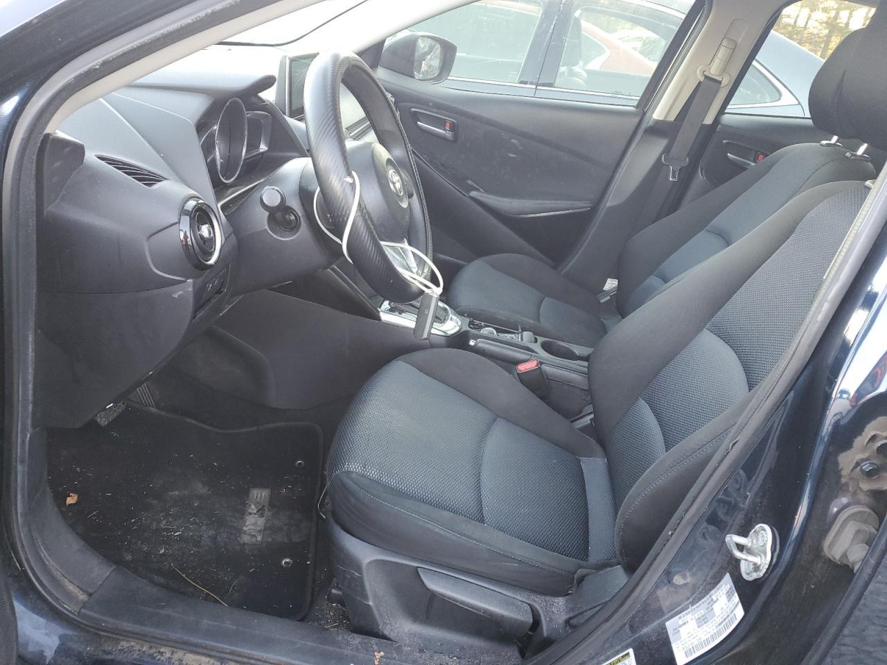 2017 Toyota Yaris Ia - Фото 7