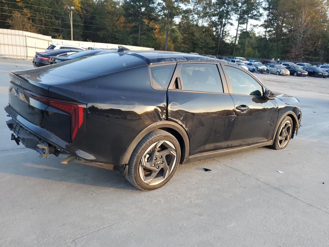 2025 Kia K4 Ex - Image 3