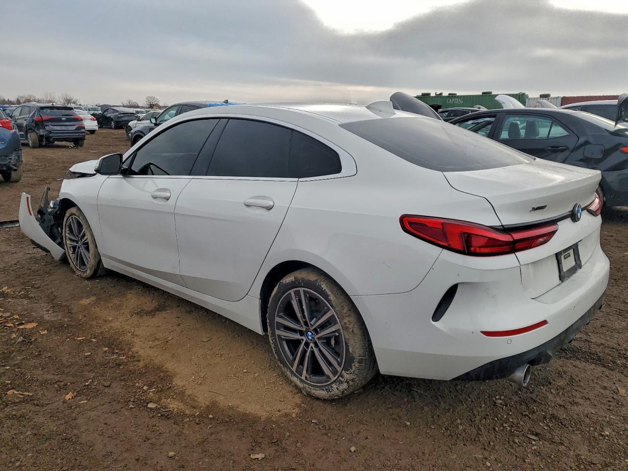 2020 BMW 228Xi - Фото 2