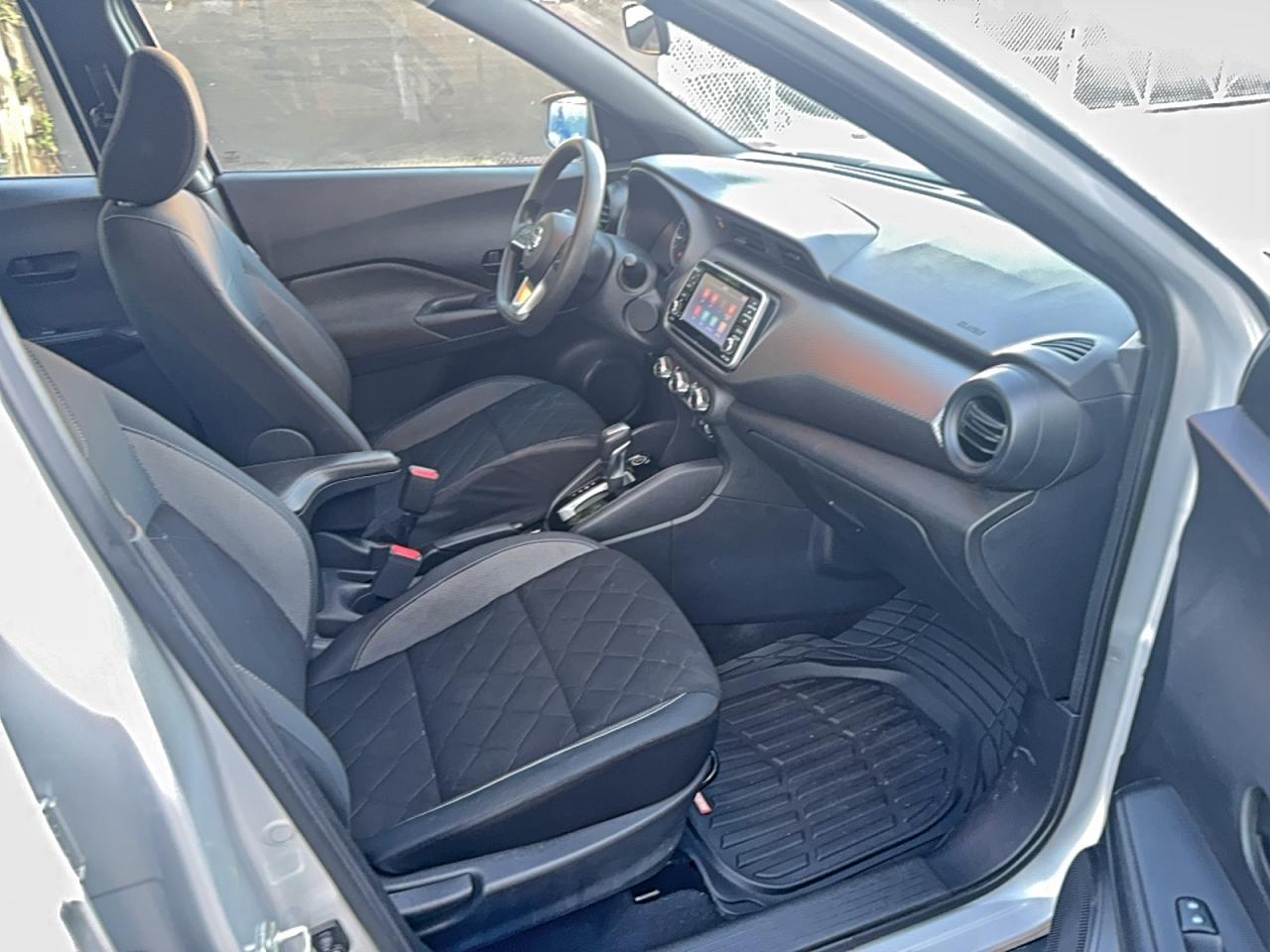 2020 Nissan Kicks S - Image 5