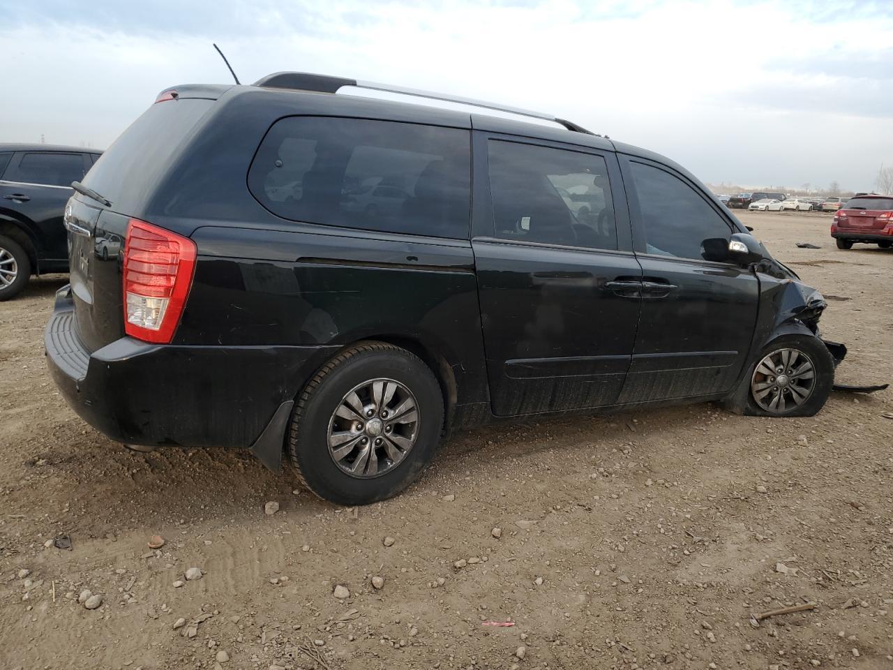 2012 Kia Sedona Lx - Фото 3