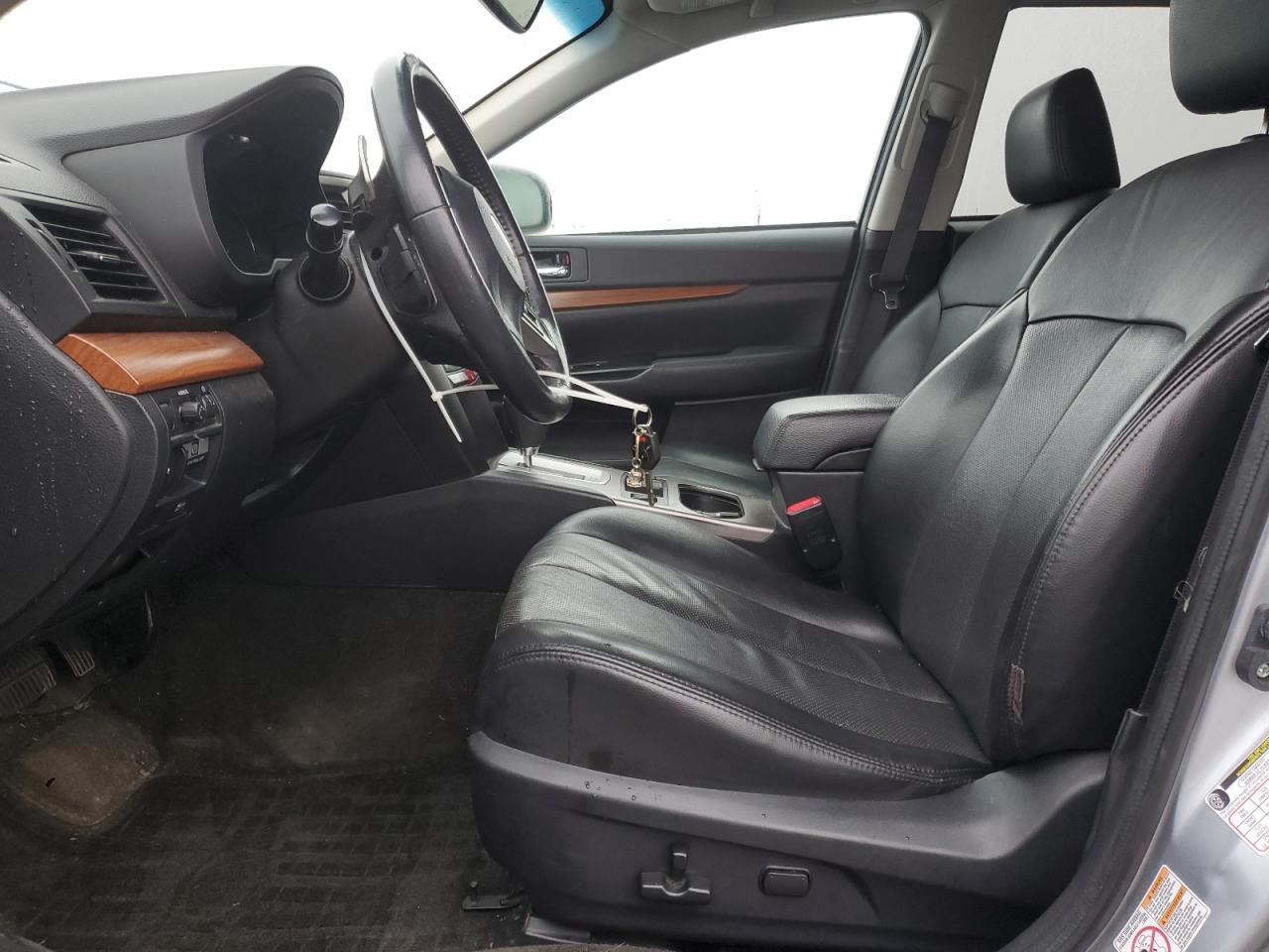 2014 Subaru Outback 2.5I Limited - Image 7