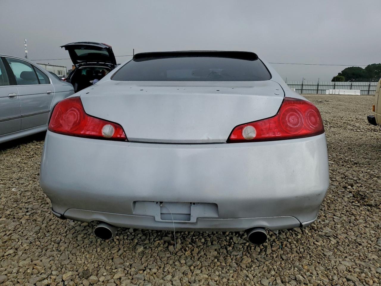 2005 Infiniti G35 - Image 6