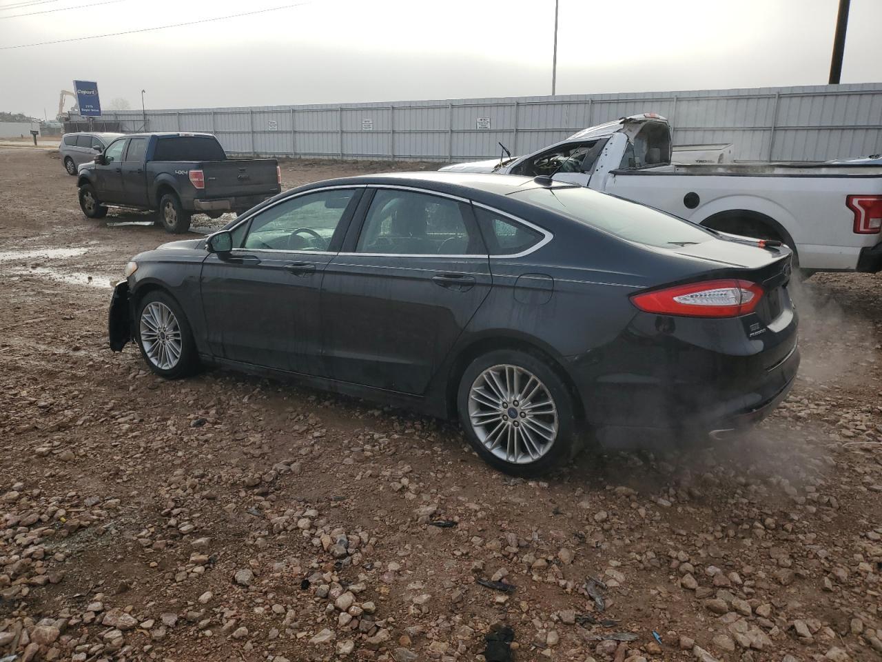 2014 Ford Fusion Se - Image 2