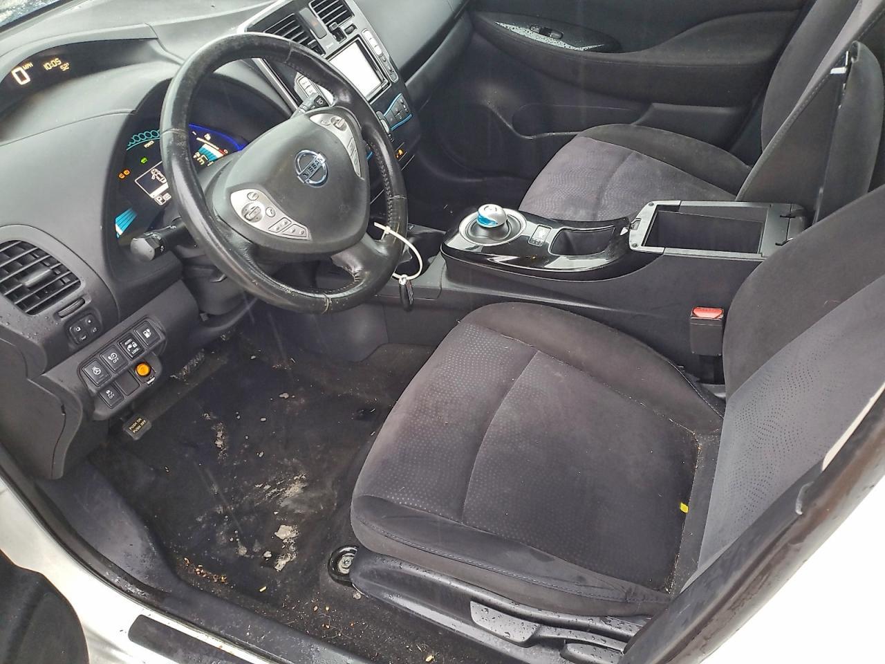 2016 Nissan Leaf Sv - Image 7