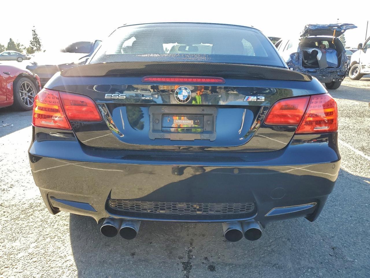 2011 BMW M3 - Фото 6