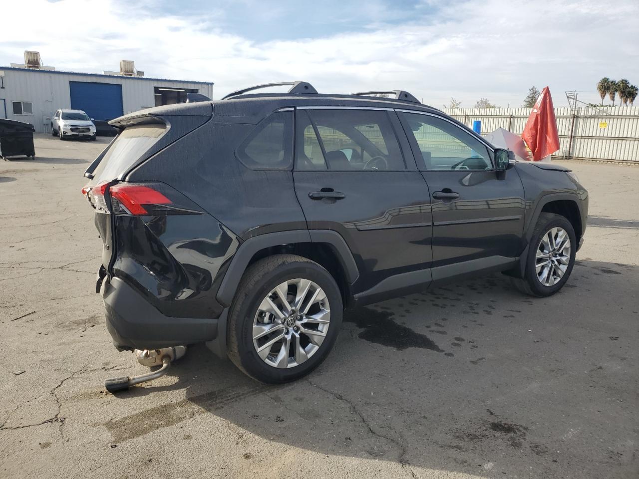 2025 Toyota Rav4 Xle Premium - Фото 3