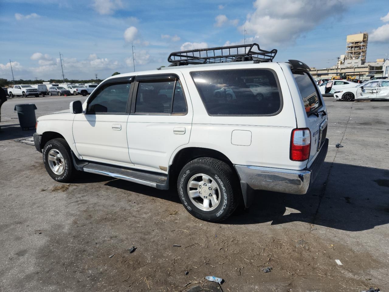 2001 Toyota 4Runner - Image 2