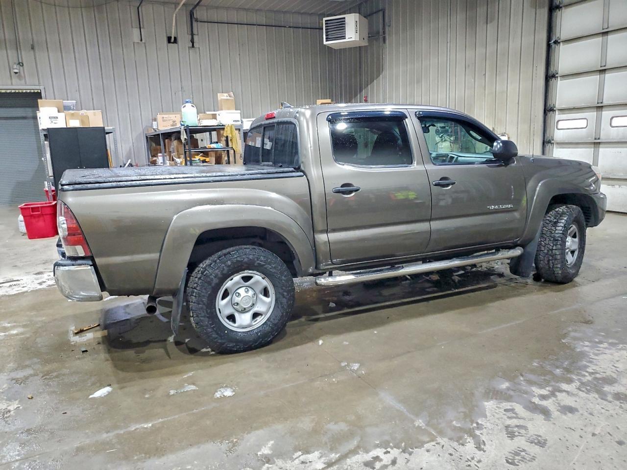 2014 Toyota Tacoma V6 - Image 3