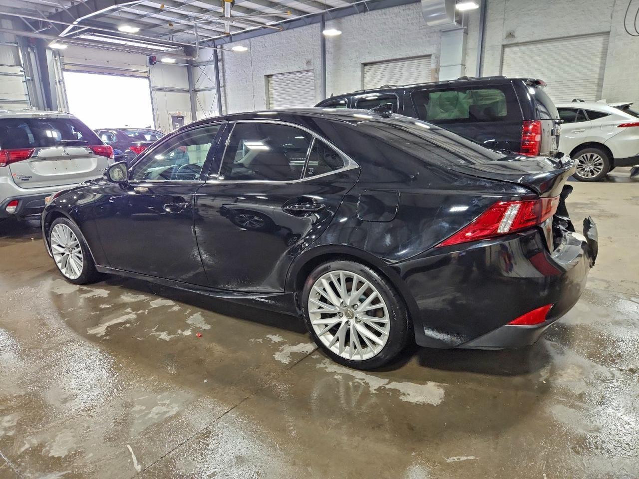 2016 Lexus Is 300 - Image 2