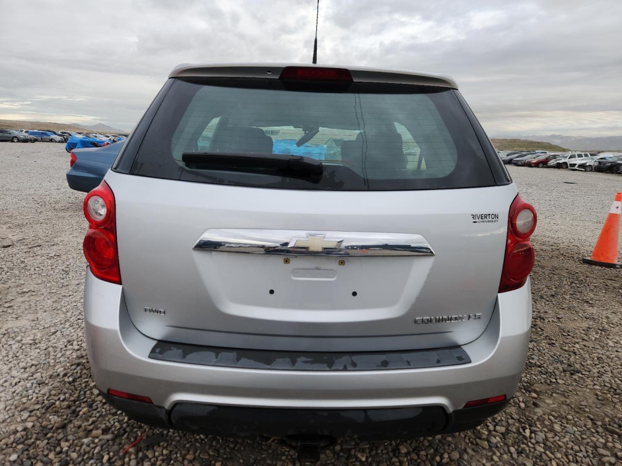 2010 Chevrolet Equinox Ls - Image 6