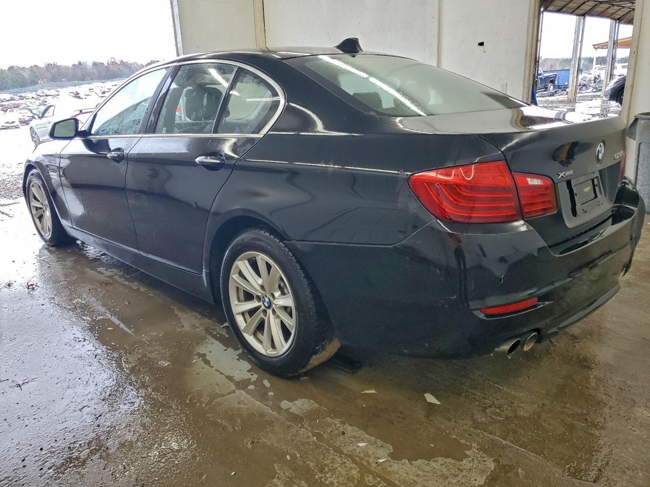 2016 BMW 528 Xi - Image 2