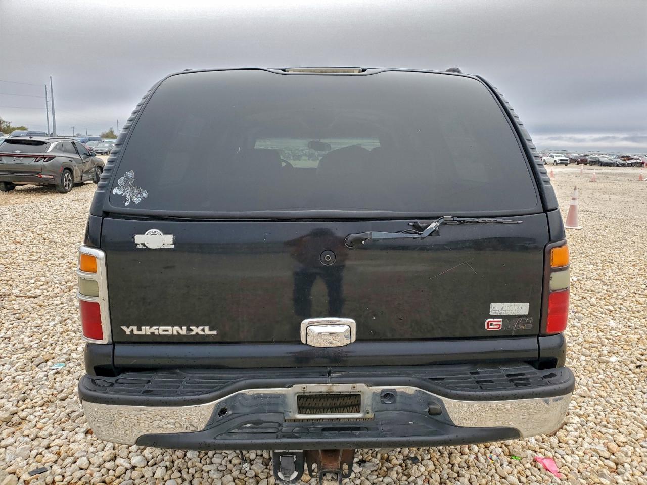 2004 GMC Yukon Xl C1500 - Фото 6