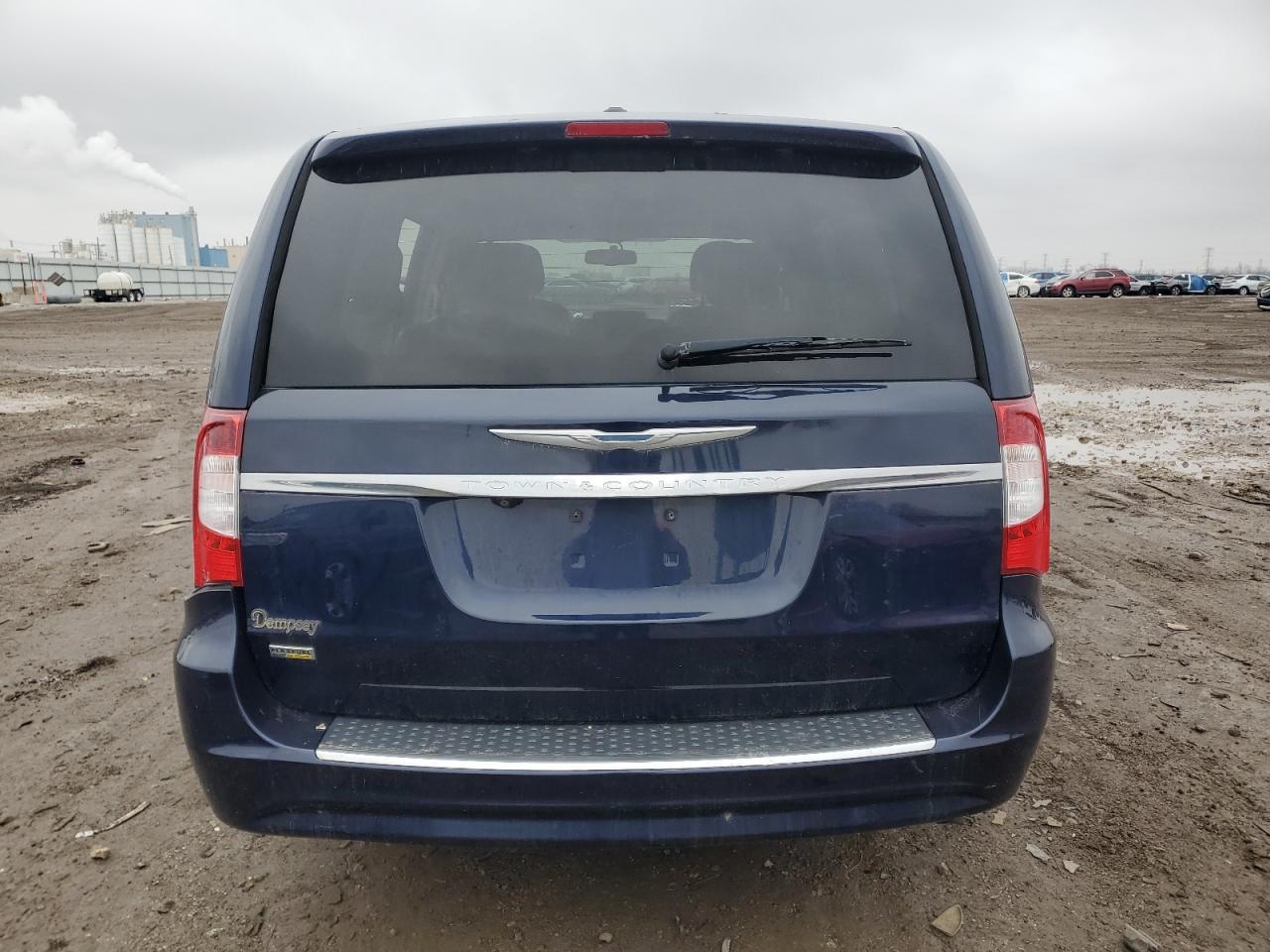 2014 Chrysler Town & Country Touring - Фото 6