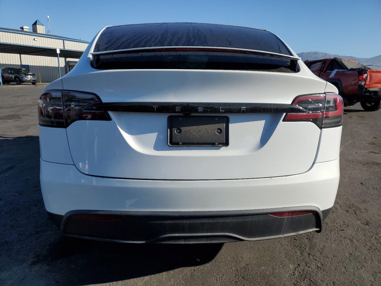 2023 Tesla Model X - Image 6