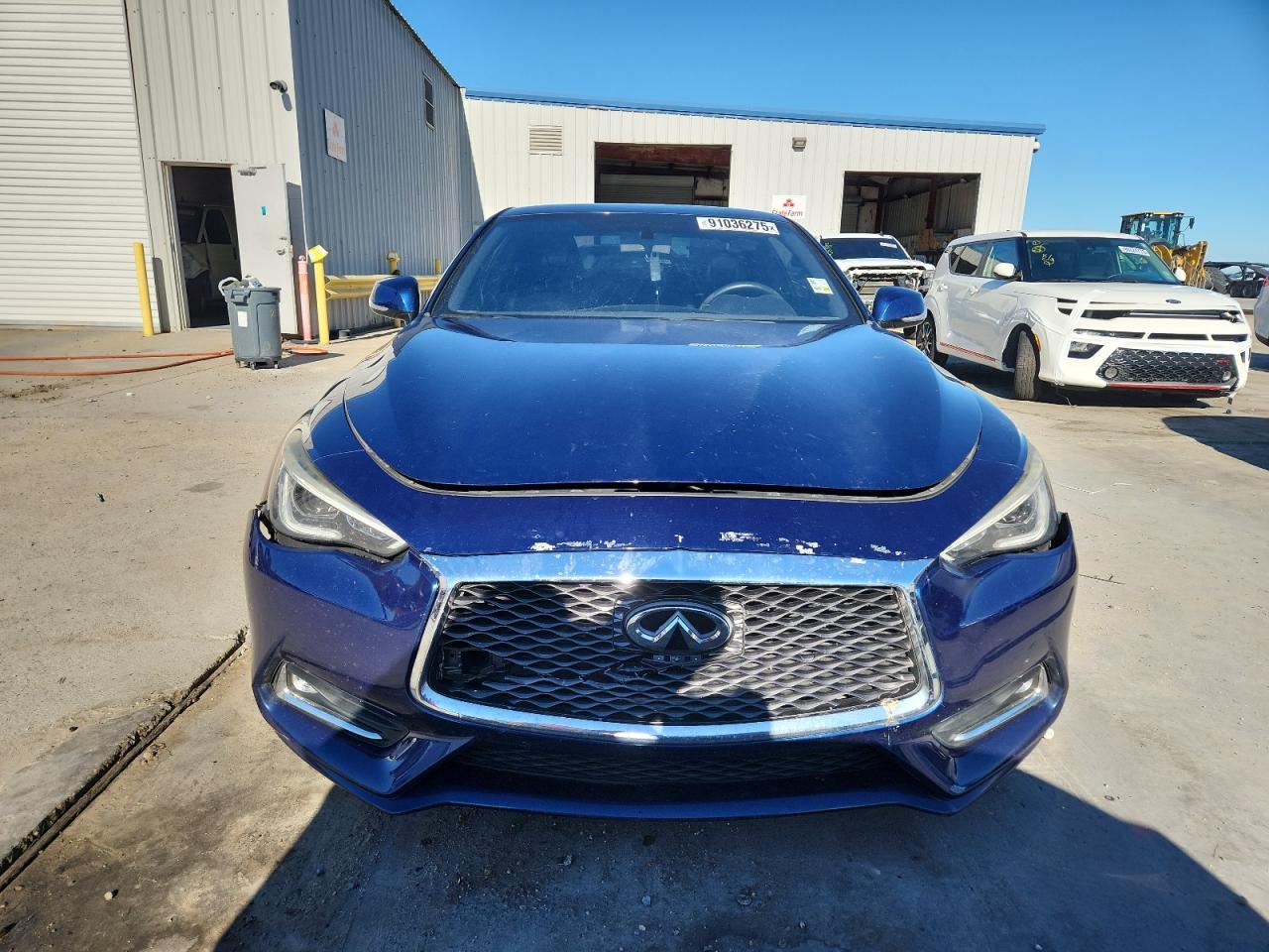 2017 Infiniti Q60 Premium - Фото 5