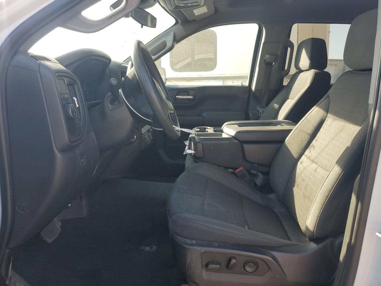 2023 Chevrolet Silverado C1500 Custom - Фото 7