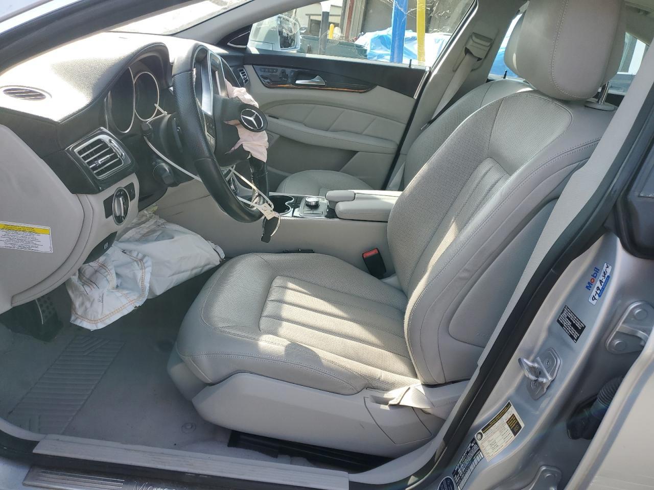 2012 Mercedes-Benz Cls 550 4Matic - Image 7