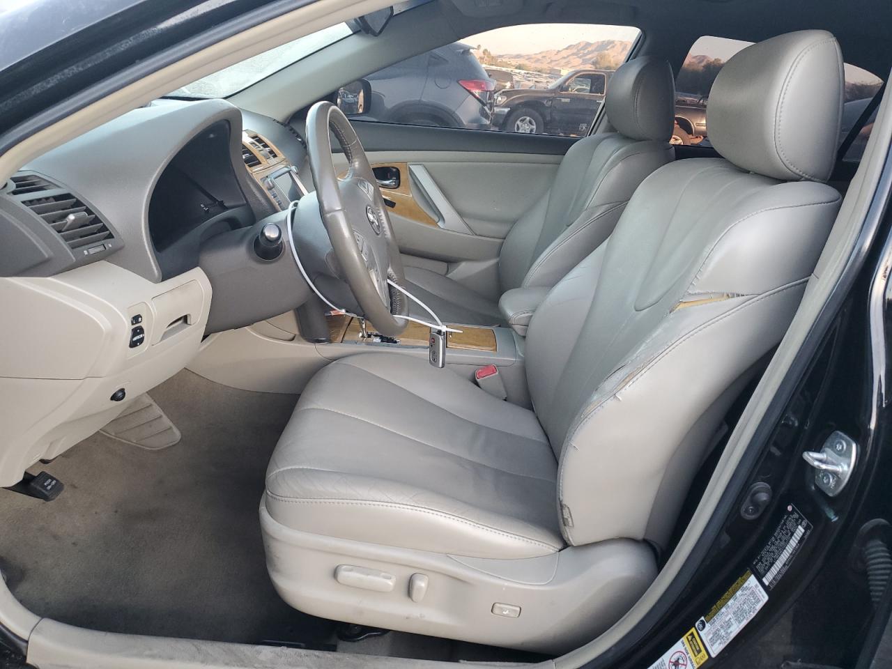 2007 Toyota Camry Le - Image 7