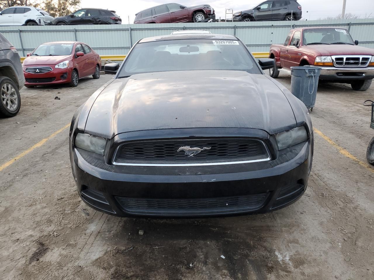 2014 Ford Mustang - Фото 5