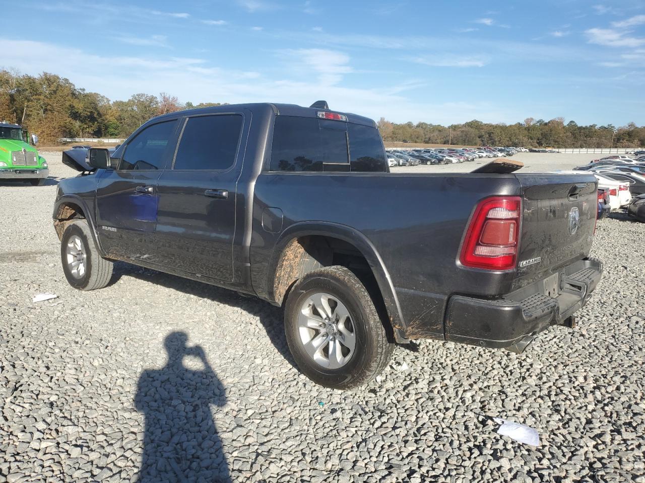2019 Ram 1500 Laramie - Фото 2