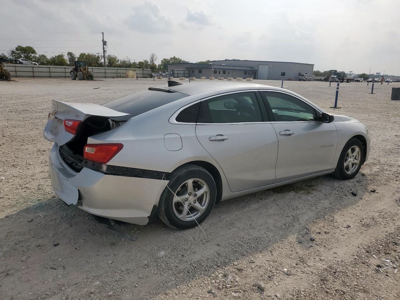2016 Chevrolet Malibu Ls - Фото 3