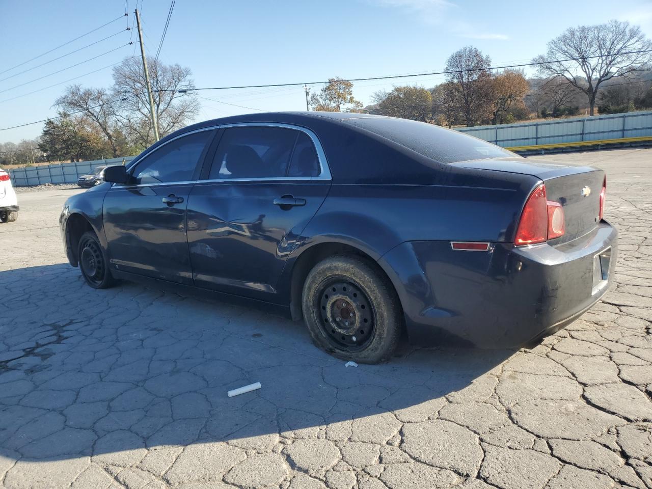 2010 Chevrolet Malibu Ls - Фото 2