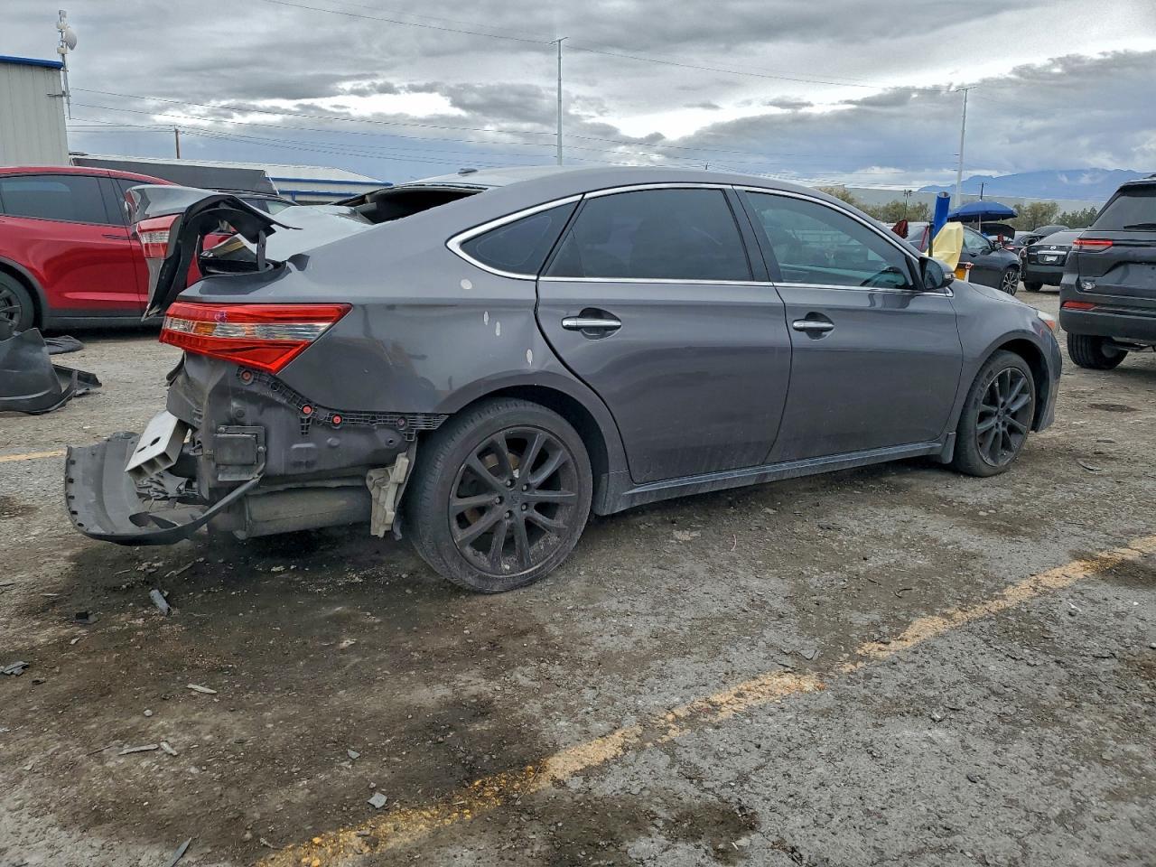 2014 Toyota Avalon Xle Touring - Image 3