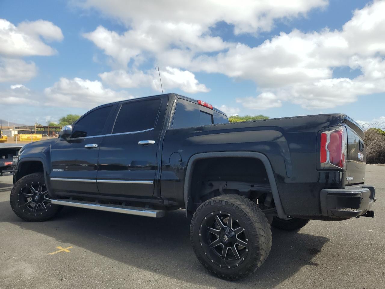 2017 GMC Sierra K1500 Denali - Фото 2