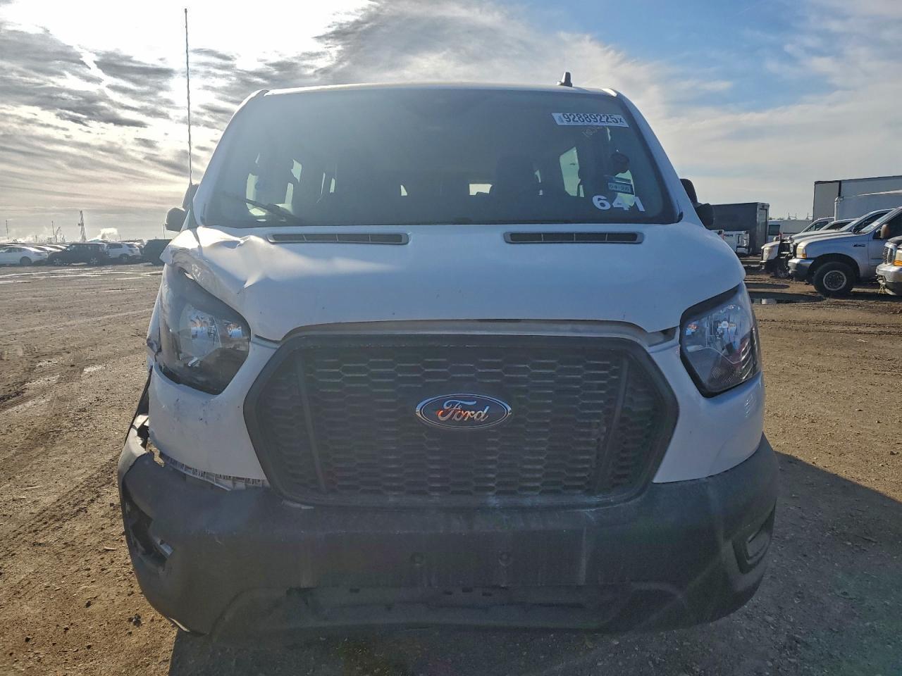 2024 Ford Transit - Фото 5