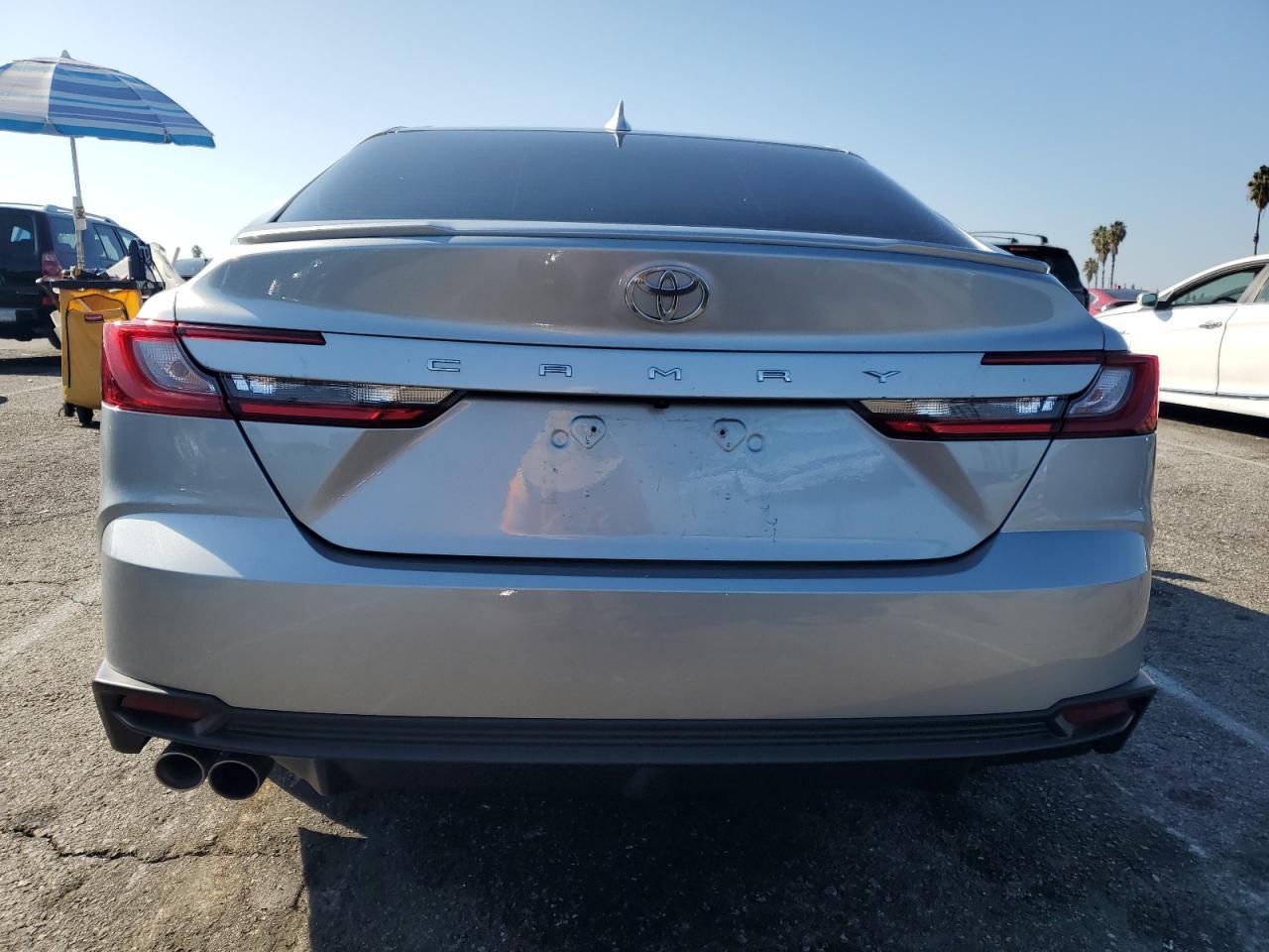 2025 Toyota Camry Xse - Image 6