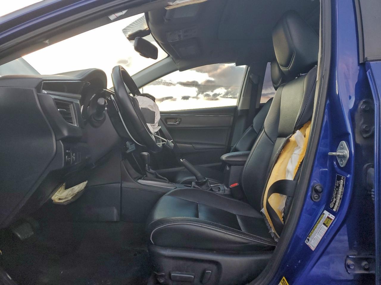 2015 Toyota Corolla L - Фото 7