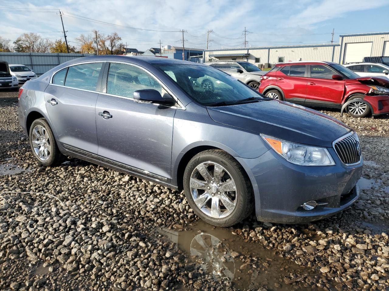 2013 Buick Lacrosse Premium - Image 4