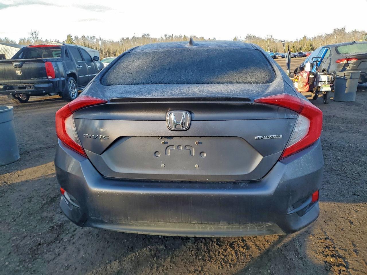 2018 Honda Civic Touring - Image 6