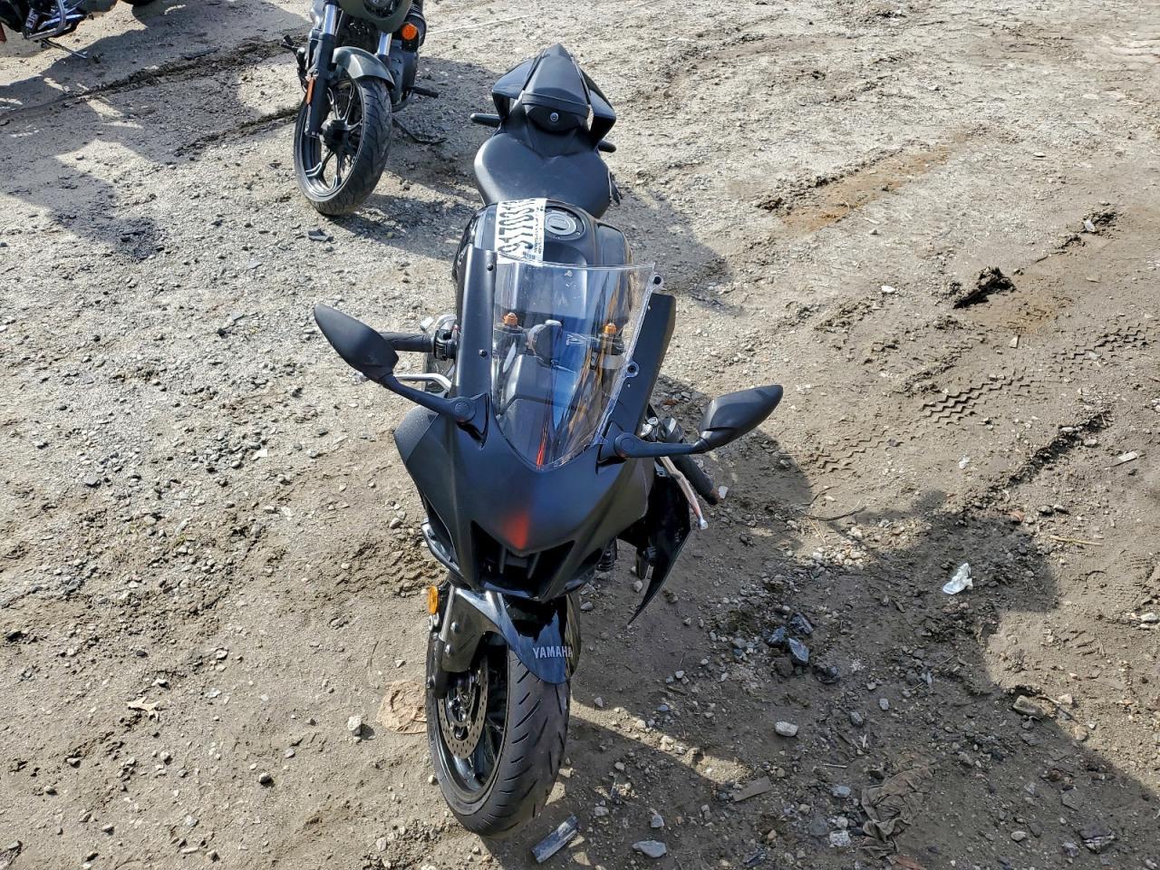 2025 Yamaha Yzfr7 - Фото 5